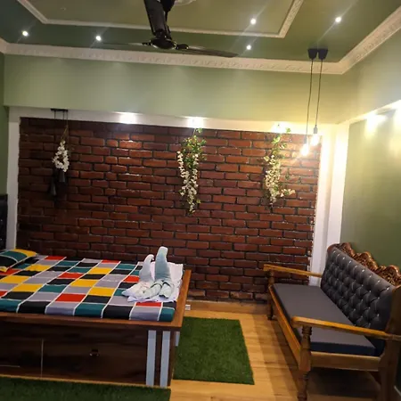 Luxury Stay At Pravuprasad Homestay Near Bhubaneswar Airport And Railway Station Exterior photo