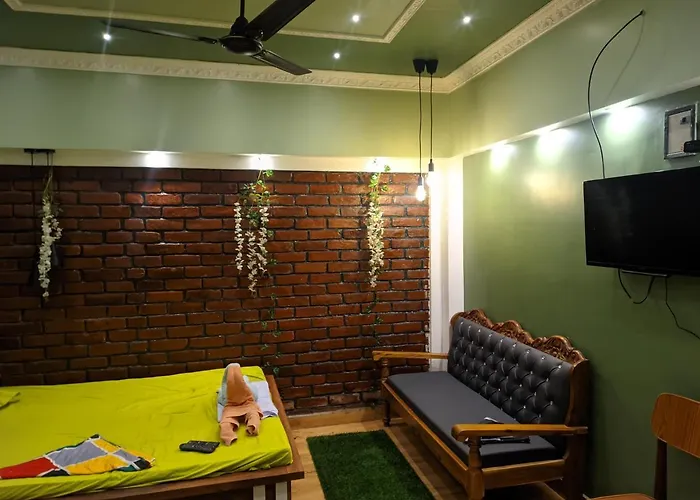 Luxury Stay At Pravuprasad Homestay Near Bhubaneswar Airport And Railway Station