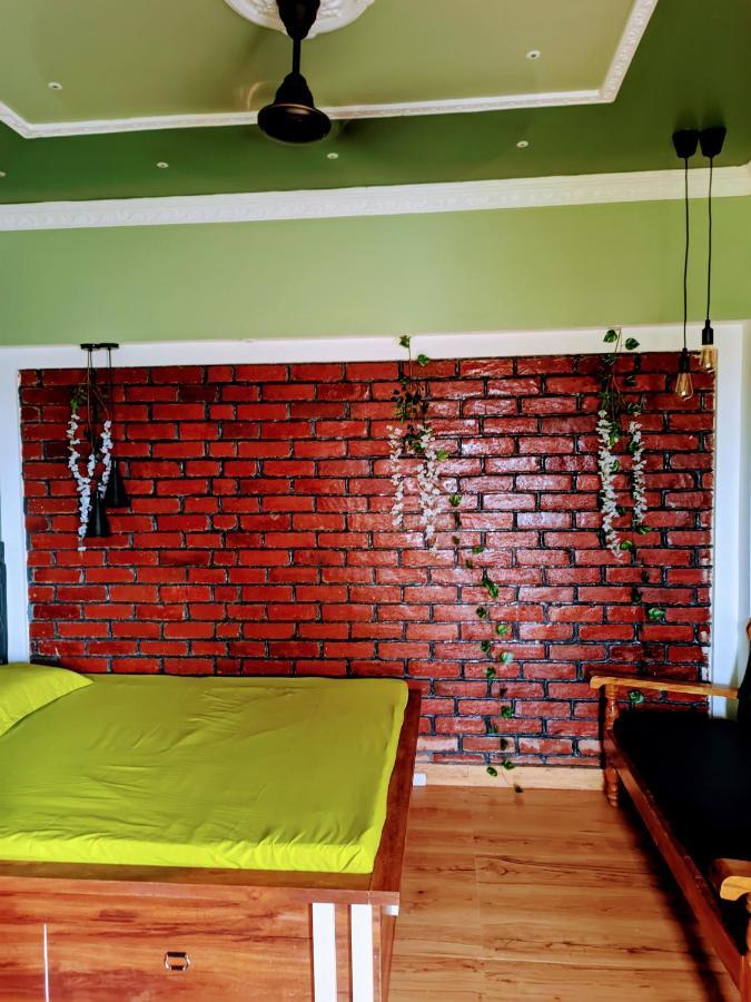 Luxury At Pravuprasad Near Airport And Railway Station