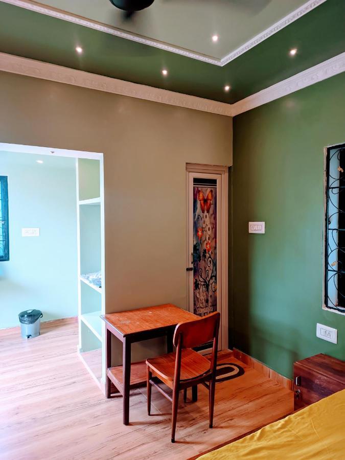 Luxury At Pravuprasad Near Airport And Railway Station