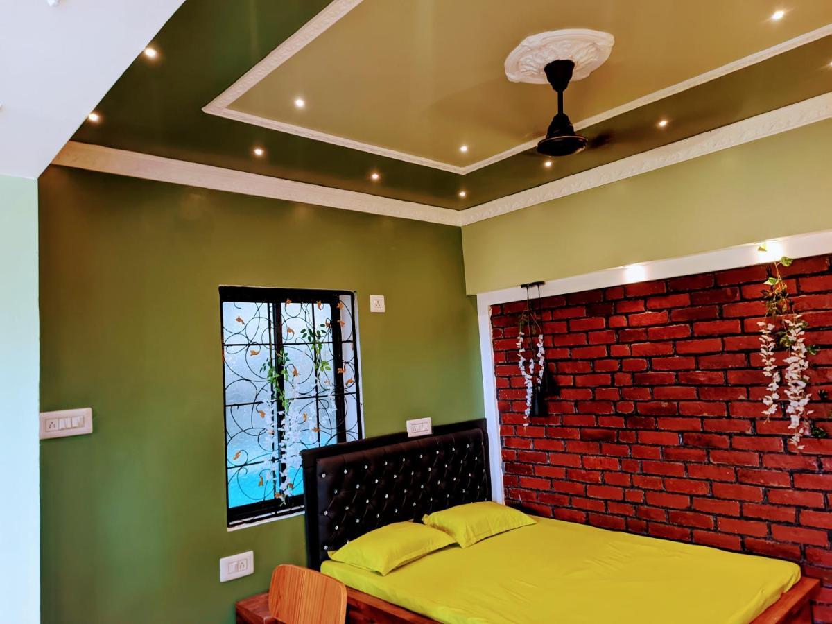 Luxury At Pravuprasad Near Airport And Railway Station *