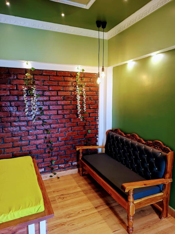 Luxury At Pravuprasad Near Airport And Railway Station *