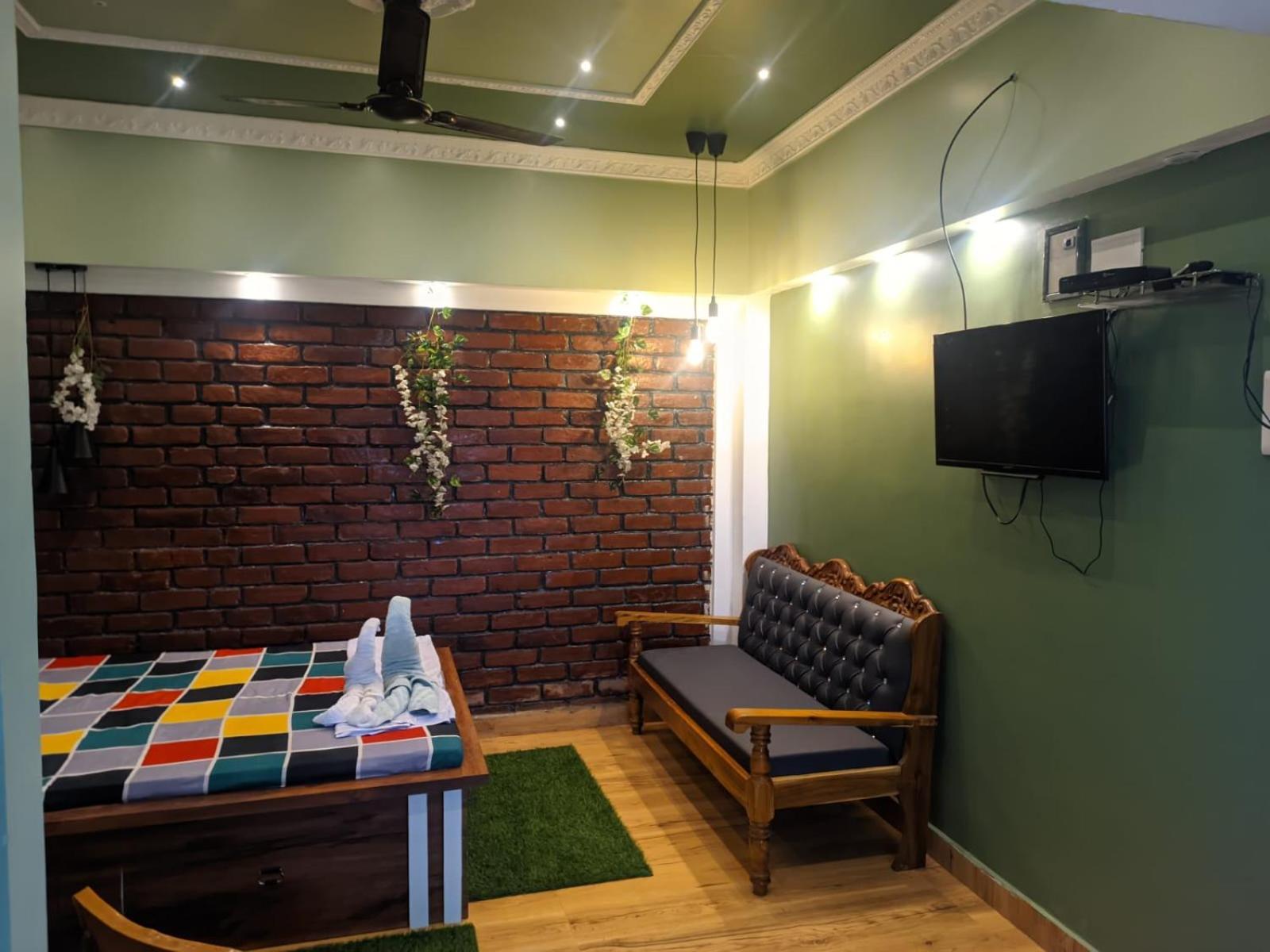 Luxury At Pravuprasad Near Airport And Railway Station Homestay Bhubaneswar